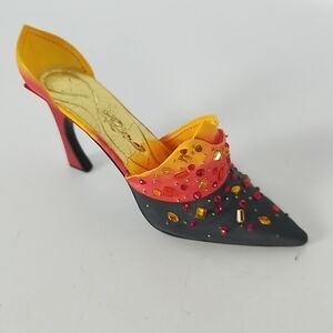 Vintage Passions Flame Just The Right Shoe By Raine Willits Design 25152